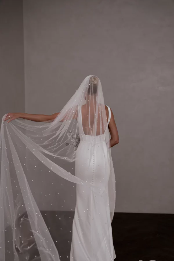 PEARL VEIL - Image 6