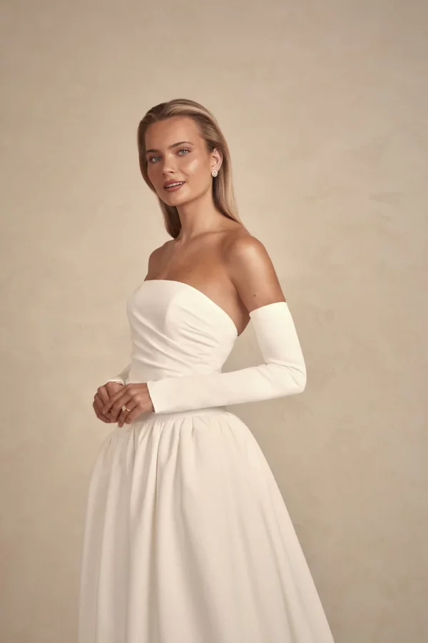 AVERY SLEEVES