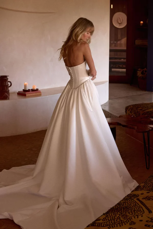 FRANCESCA OVERSKIRT