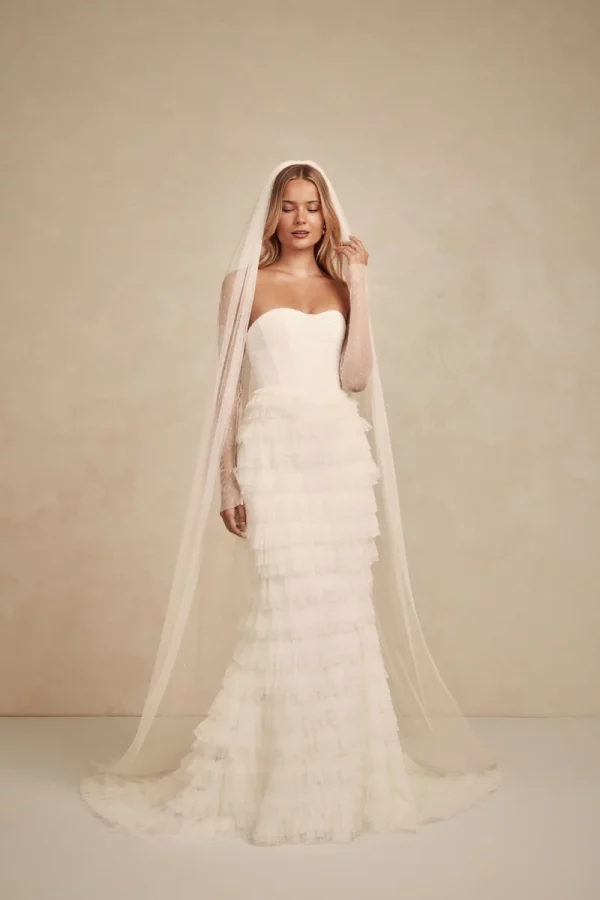 CHLOE VEIL - Image 4